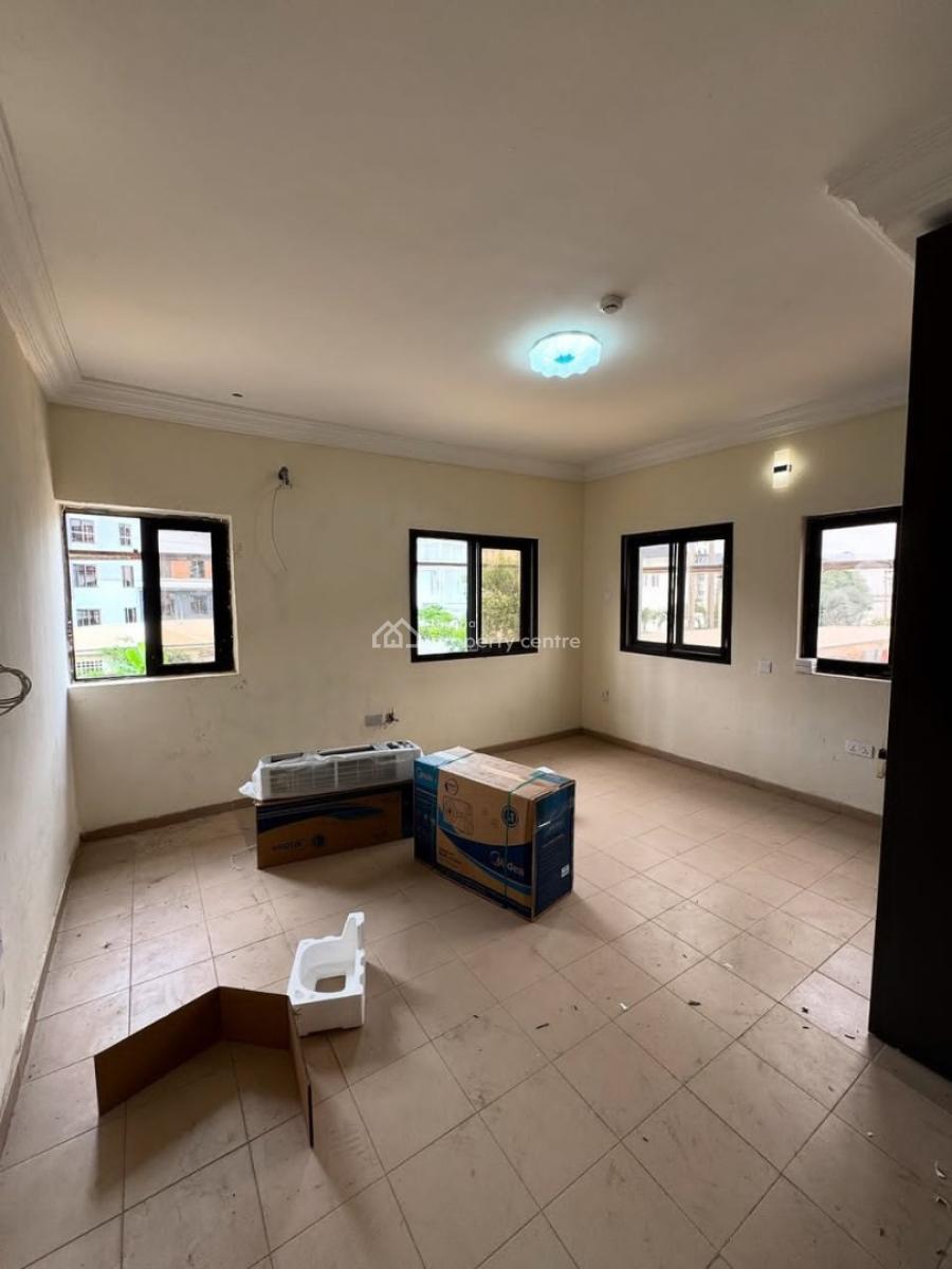 3 Bedroom Apartment with Bq & Pool, Lekki Phase 1, Lekki, Lagos, Flat / Apartment for Rent