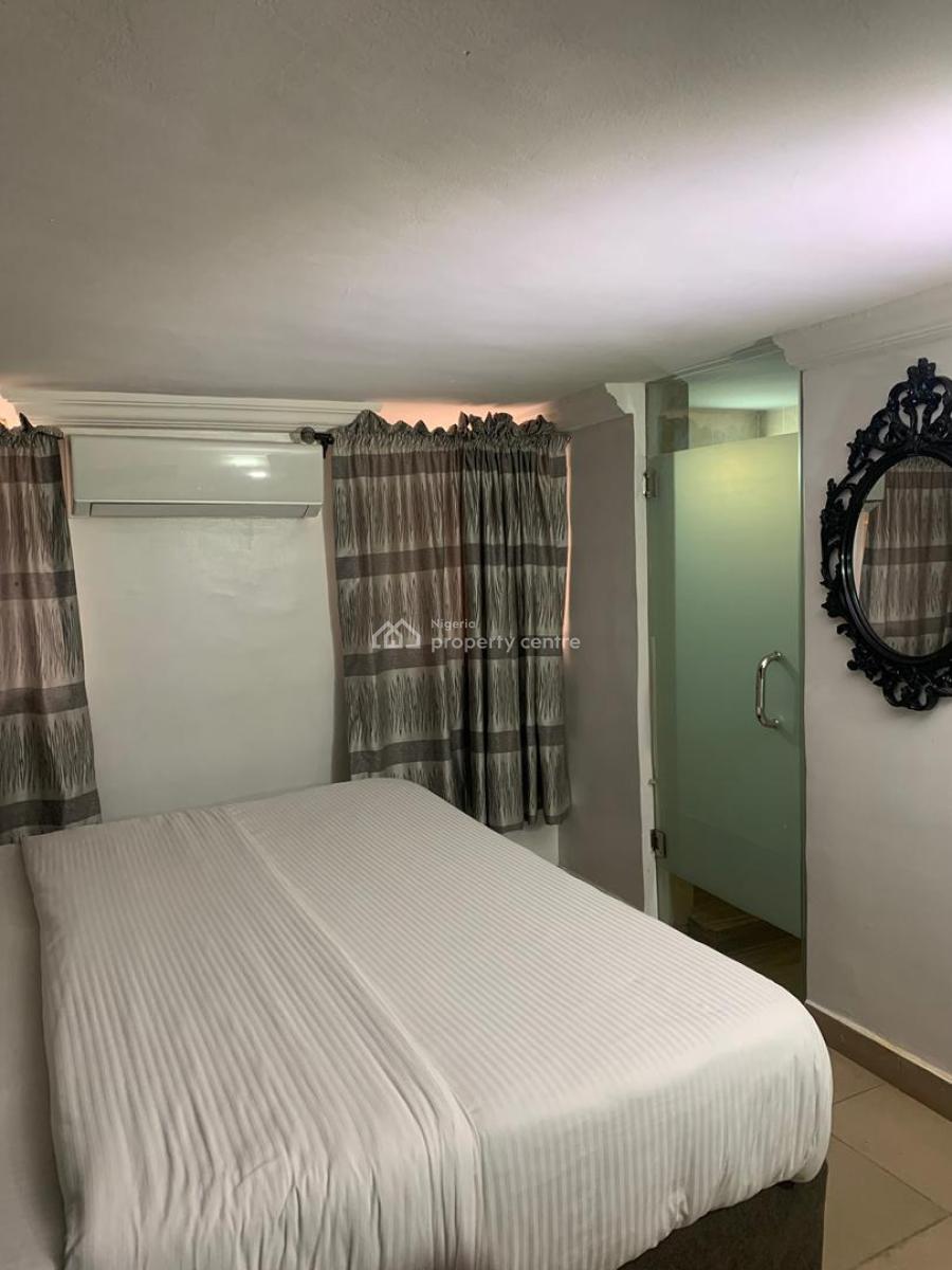 Nicely Furnished 2 Bedroom Apartment, Gra Phase 2, Magodo, Lagos, Flat / Apartment Short Let
