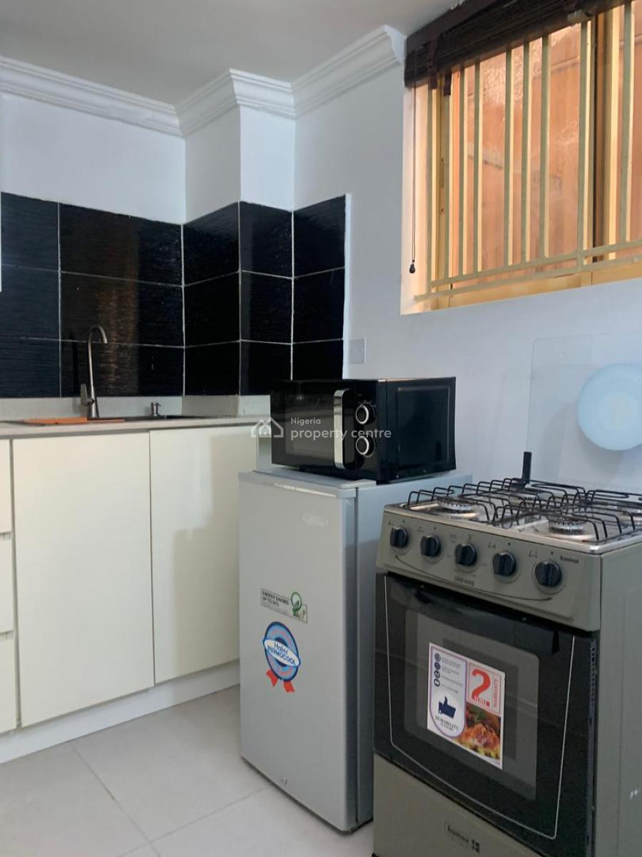 Nicely Furnished 2 Bedroom Apartment, Gra Phase 2, Magodo, Lagos, Flat / Apartment Short Let