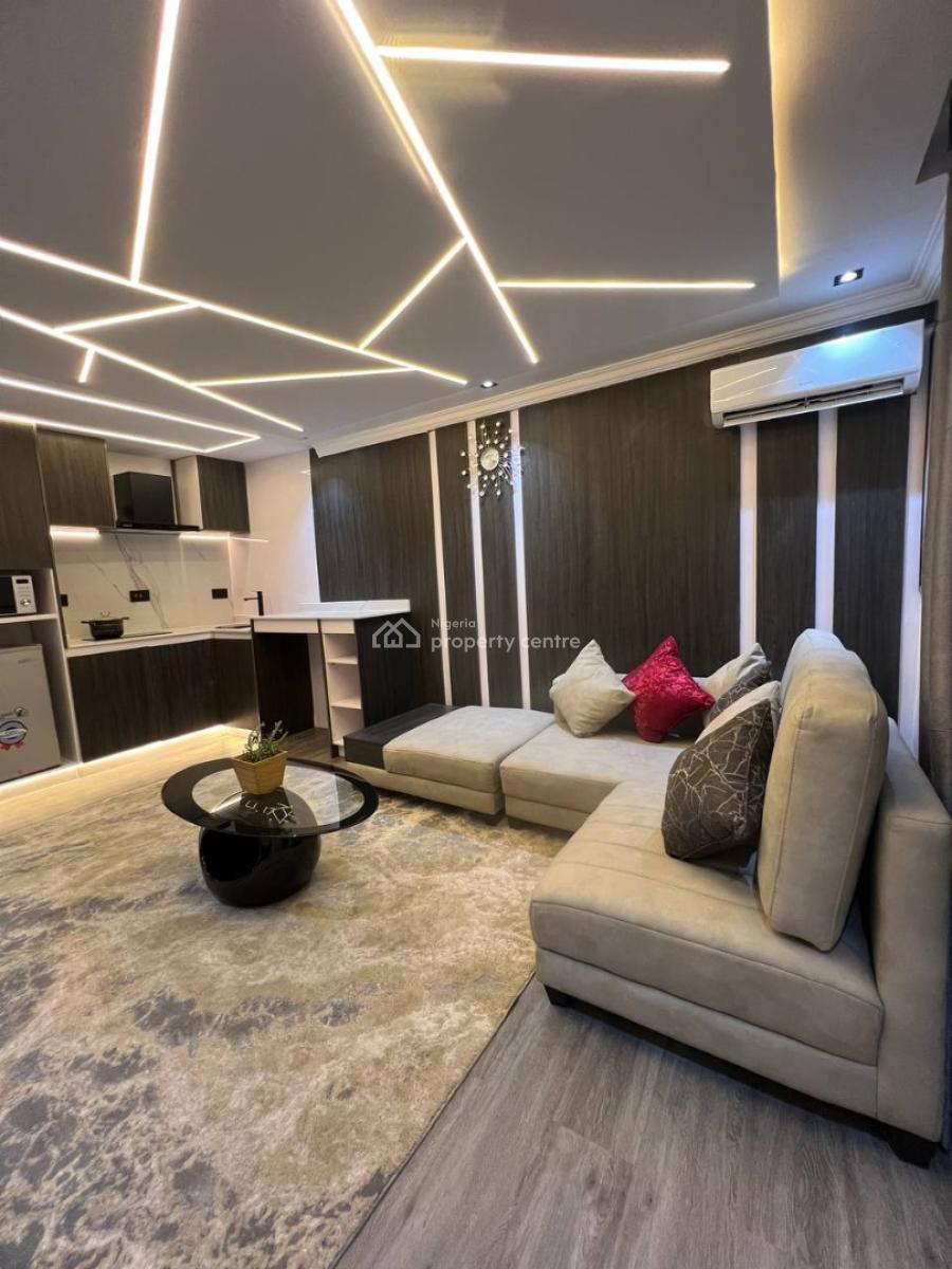 Nicely Furnished 1 Bedroom Apartment, Magodo, Lagos, Flat / Apartment Short Let