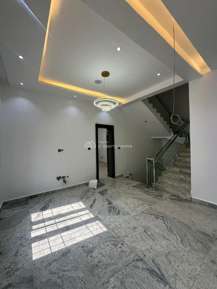 Nicely Finished 7 Bedroom Gated Terrace Duplex, Guzape District, Abuja, Terraced Duplex for Sale