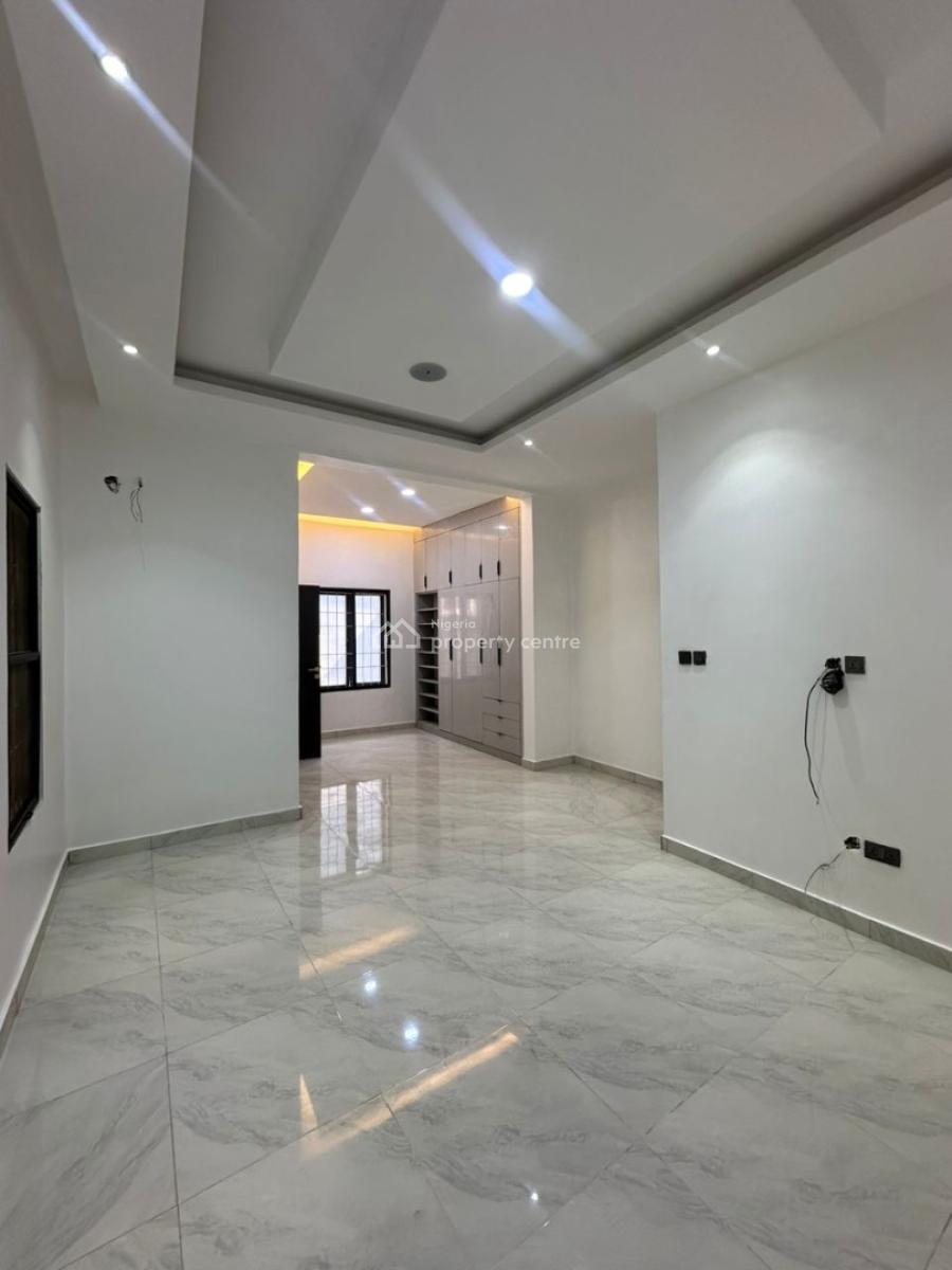 Nicely Finished 7 Bedroom Gated Terrace Duplex, Guzape District, Abuja, Terraced Duplex for Sale