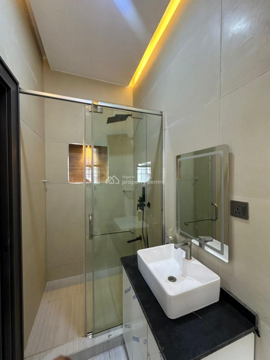 Nicely Finished 7 Bedroom Gated Terrace Duplex, Guzape District, Abuja, Terraced Duplex for Sale