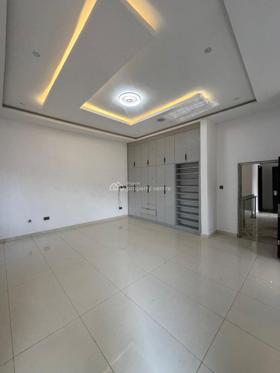 Nicely Finished 7 Bedroom Gated Terrace Duplex, Guzape District, Abuja, Terraced Duplex for Sale