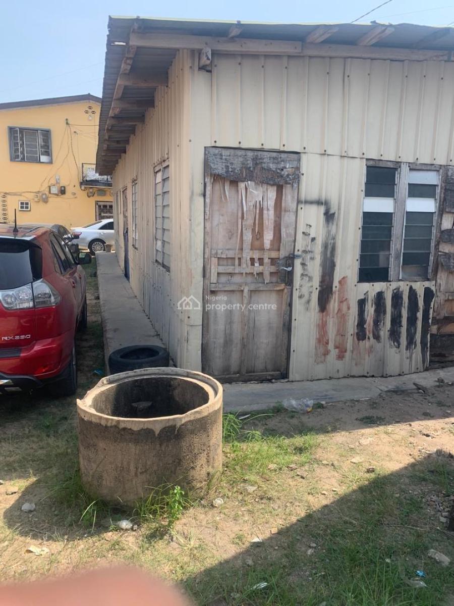 Half Plot of Land Measuring 275sqm to Be Cut Out, Off Adelabu, Adelabu, Surulere, Lagos, Residential Land for Sale