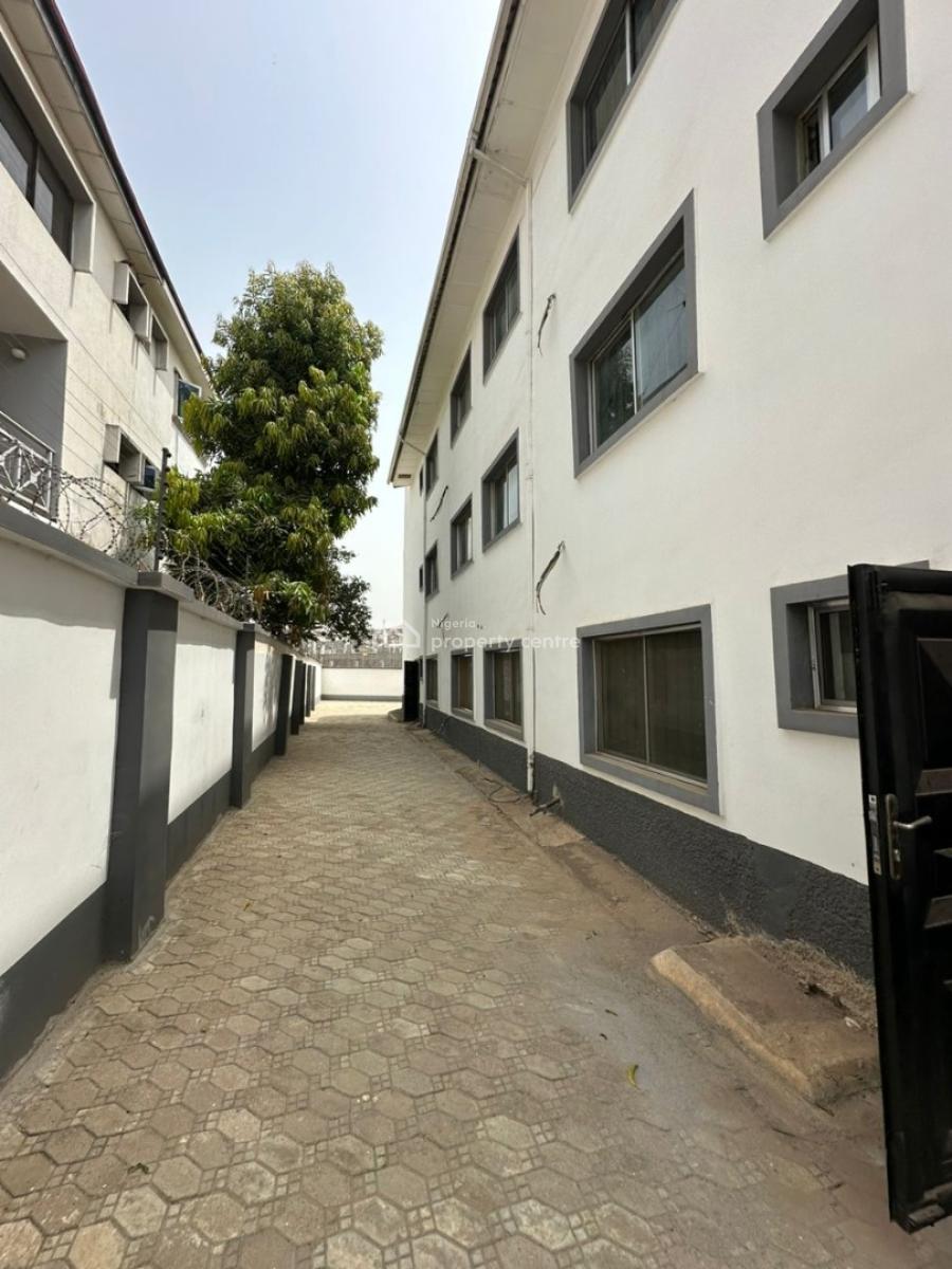Modern Finishing of 6 Units of 4 Bedroom Flat, Garki, Abuja, Block of Flats for Sale