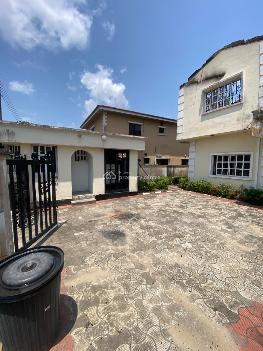 680sqm Dry Land with an Old Building, Crown Estate, Sangotedo, Ajah, Lagos, Residential Land for Sale