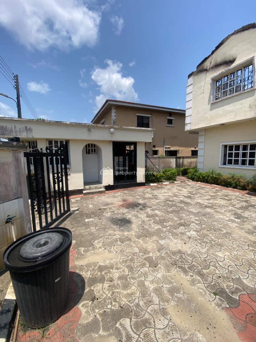 680sqm Dry Land with an Old Building, Crown Estate, Sangotedo, Ajah, Lagos, Residential Land for Sale