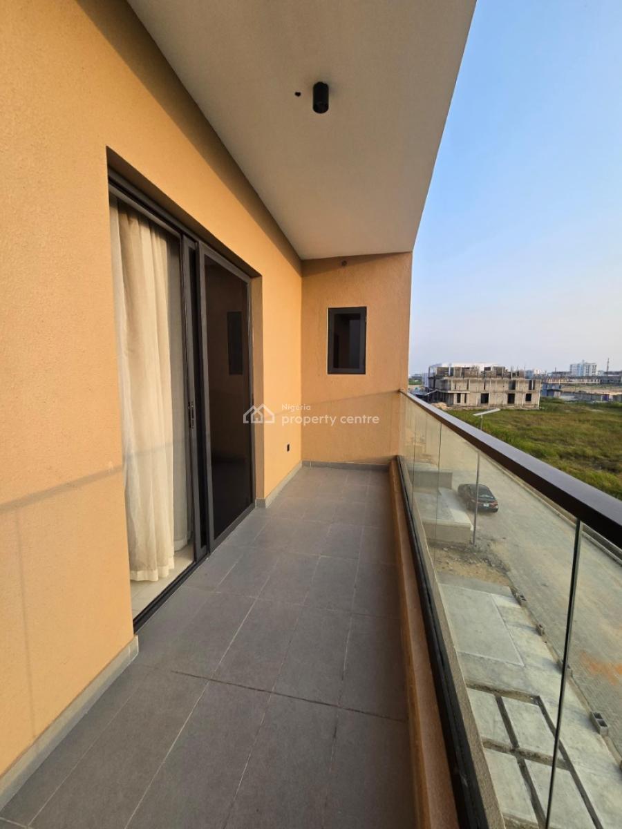 Excellent 4 Bedroom Semi Detached Duplex with a Bq Located in an Estate, Lekki Phase 1, Lekki, Lagos, Semi-detached Duplex for Sale