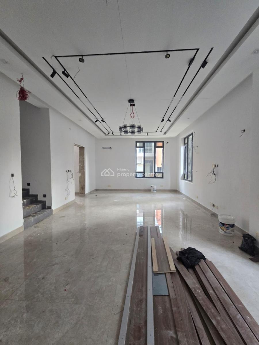 Enormous 5 Bedroom Duplex with a Bq and Its a Corner Piece, Lekki Phase 1, Lekki, Lagos, Detached Duplex for Sale