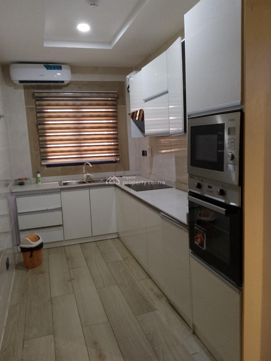 Serviced 3 Bedroom Apartment, Off Isaac John Street, Ikeja Gra, Ikeja, Lagos, Flat / Apartment Short Let