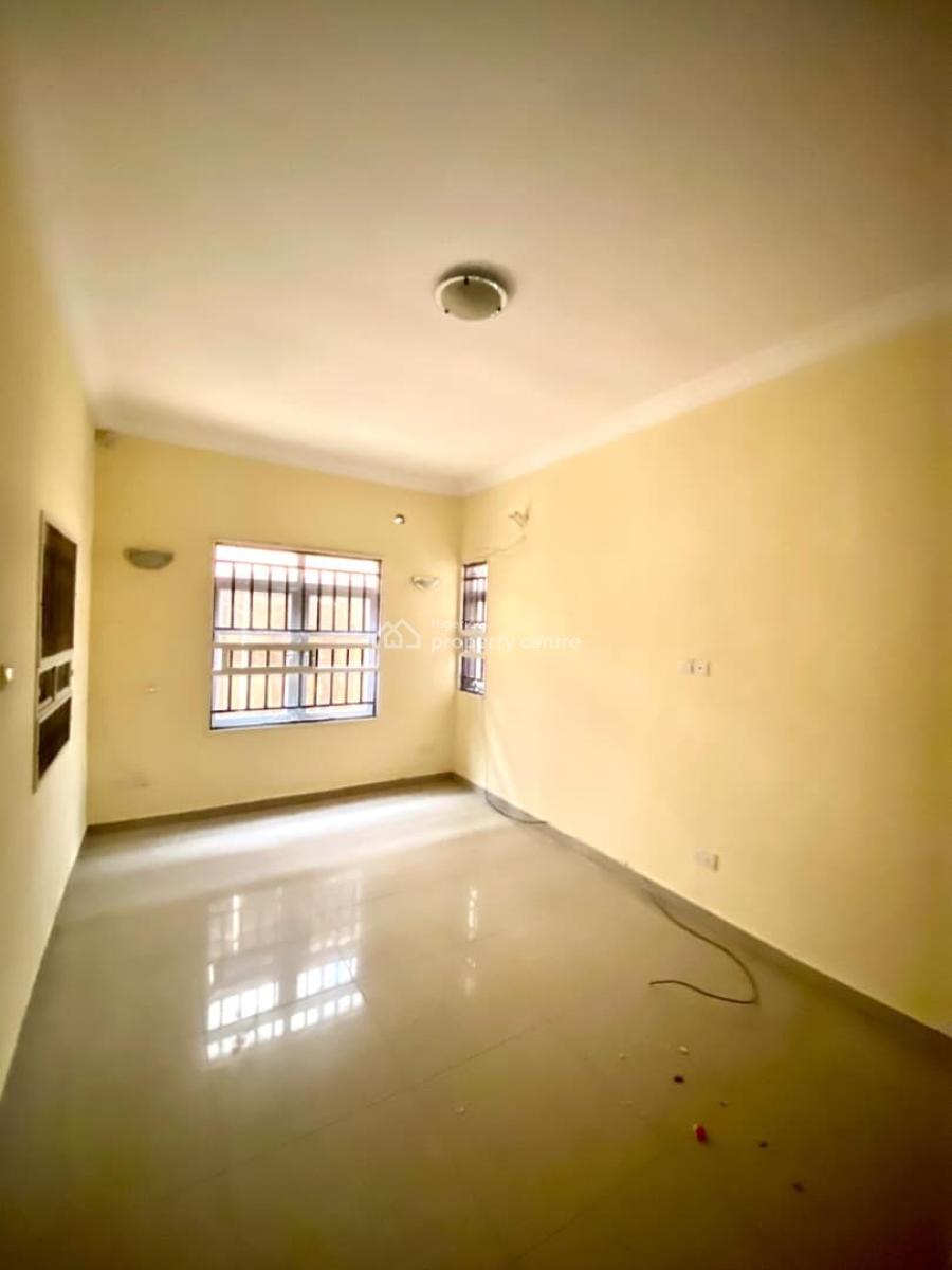 Spacious 3 Bedroom Apartment, Chevron Drive, Lekki, Lagos, Flat / Apartment for Rent