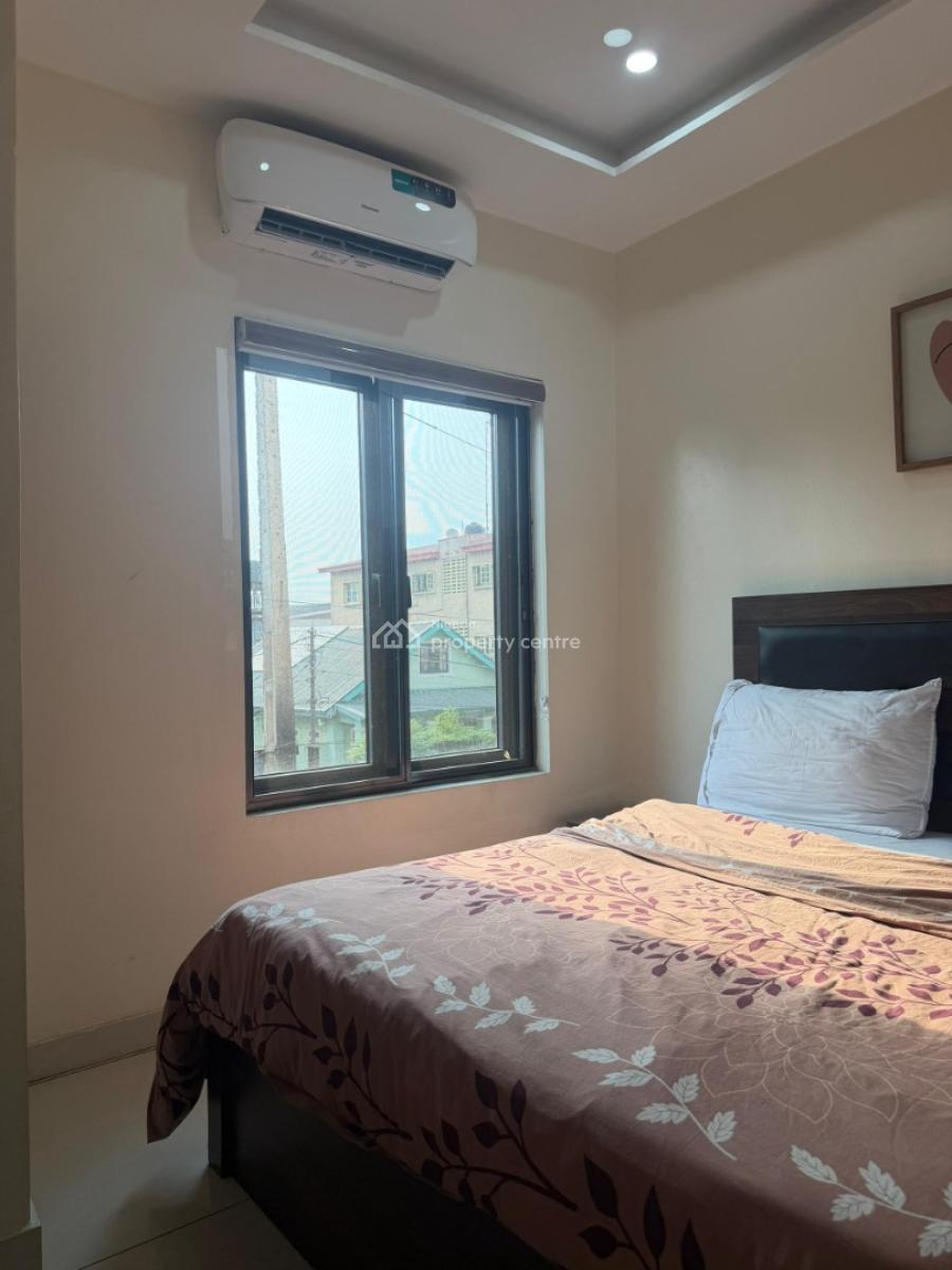 Fully Furnished 3 Bedroom Apartment with a Bq Available for a Coperate, Borno Way, Alagomeji, Yaba, Lagos, Flat / Apartment for Rent