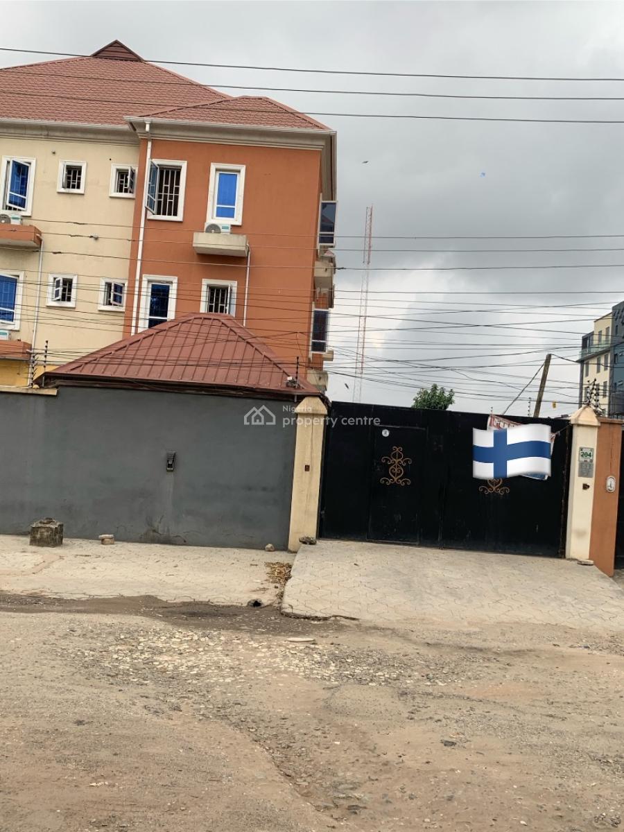 Well Maintained  3bedrooms Flat in a Secured Compound., Ikeja Gra, Ikeja, Lagos, Flat / Apartment for Sale