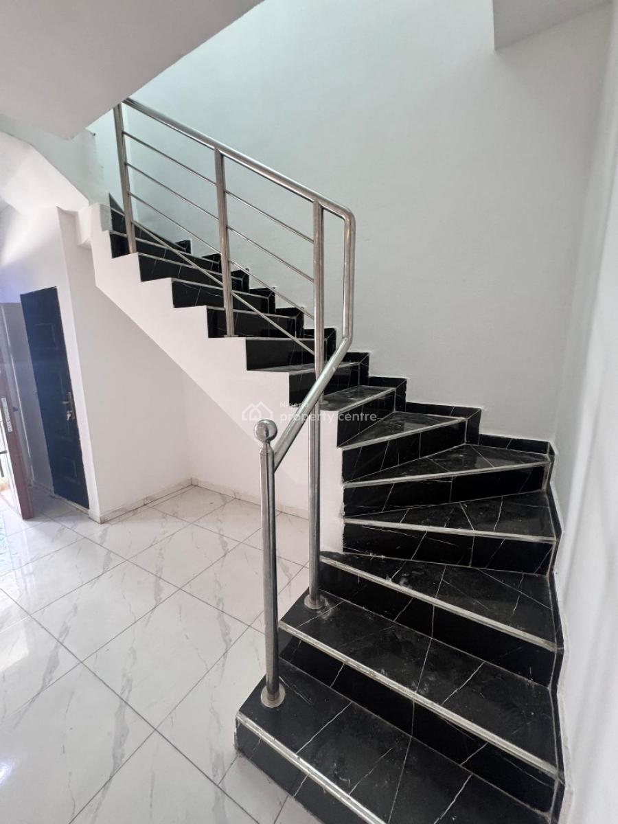 2 Bedroom Terrace Duplex with Extra Room, Ikota, Lekki, Lagos, Terraced Duplex for Rent
