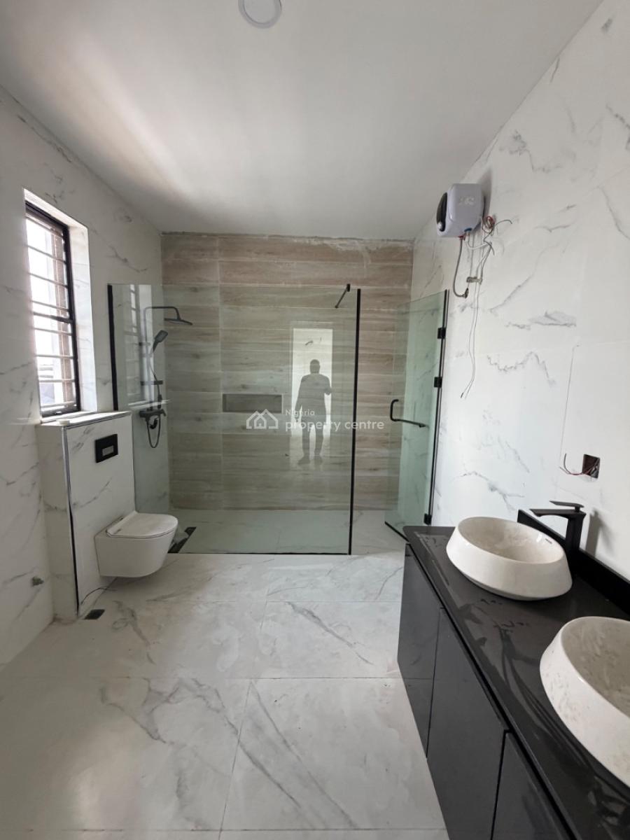 Spacious 5bedroom Fully Detached House with Pool, Chevron, Lekki, Lagos, Detached Duplex for Sale