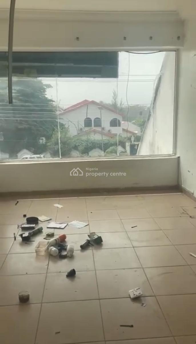 Big Shop/office Space with Demarcations, Gwarinpa, Abuja, Plaza / Complex / Mall for Rent