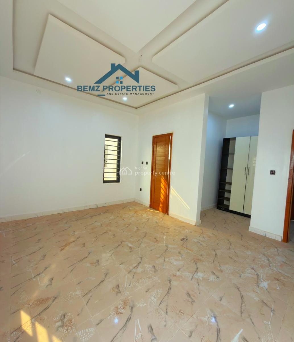 Spacious 4 Bedroom Detached Bungalow in a Serene Neighborhood, New Haven, Enugu, Enugu, Detached Bungalow for Sale