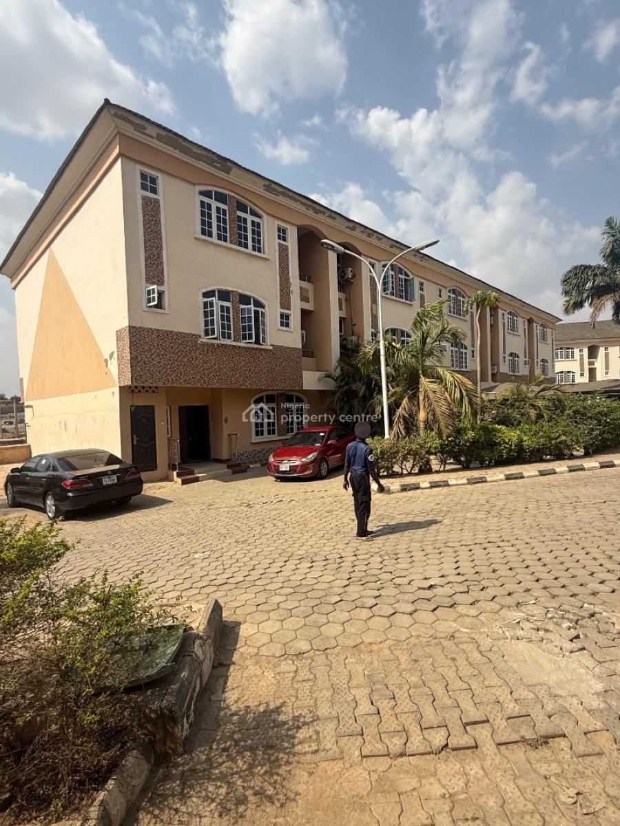 a Well Built 4 Bedrooms Terraced Duplex with 1 Room Bq, Mabushi, Abuja, Terraced Duplex for Sale