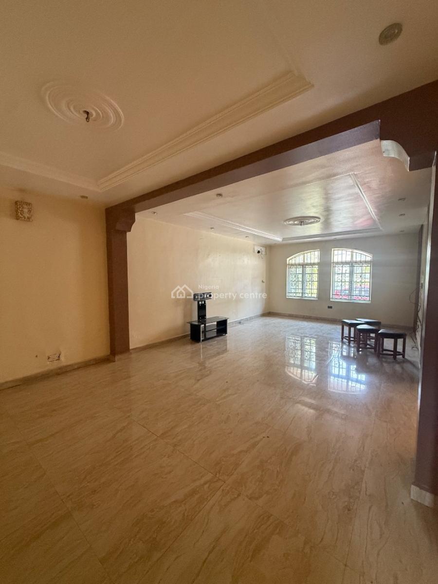 a Well Built 4 Bedrooms Terraced Duplex with 1 Room Bq, Mabushi, Abuja, Terraced Duplex for Sale