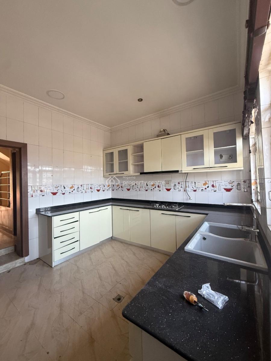 a Well Built 4 Bedrooms Terraced Duplex with 1 Room Bq, Mabushi, Abuja, Terraced Duplex for Sale