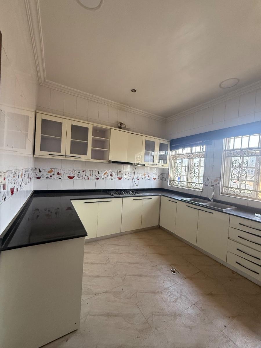 a Well Built 4 Bedrooms Terraced Duplex with 1 Room Bq, Mabushi, Abuja, Terraced Duplex for Sale