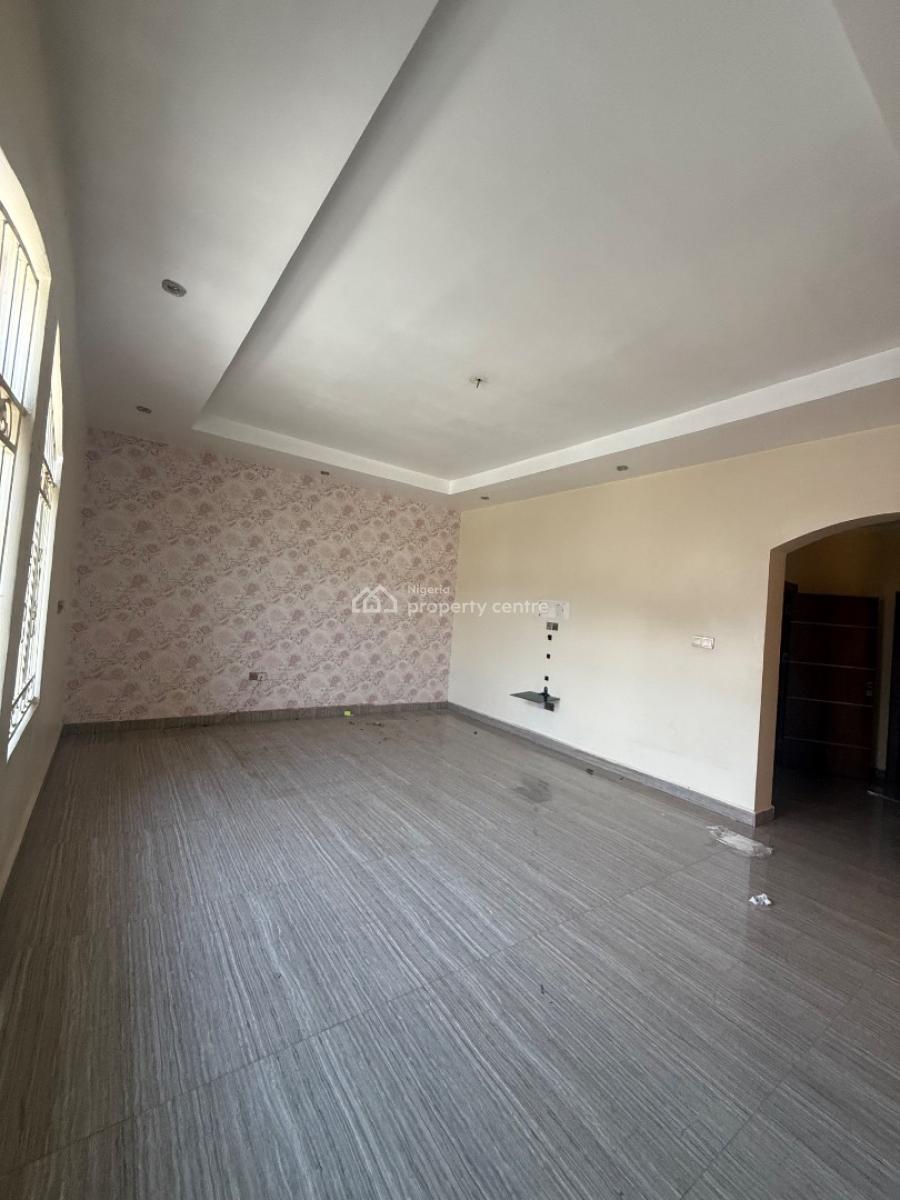 a Well Built 4 Bedrooms Terraced Duplex with 1 Room Bq, Mabushi, Abuja, Terraced Duplex for Sale