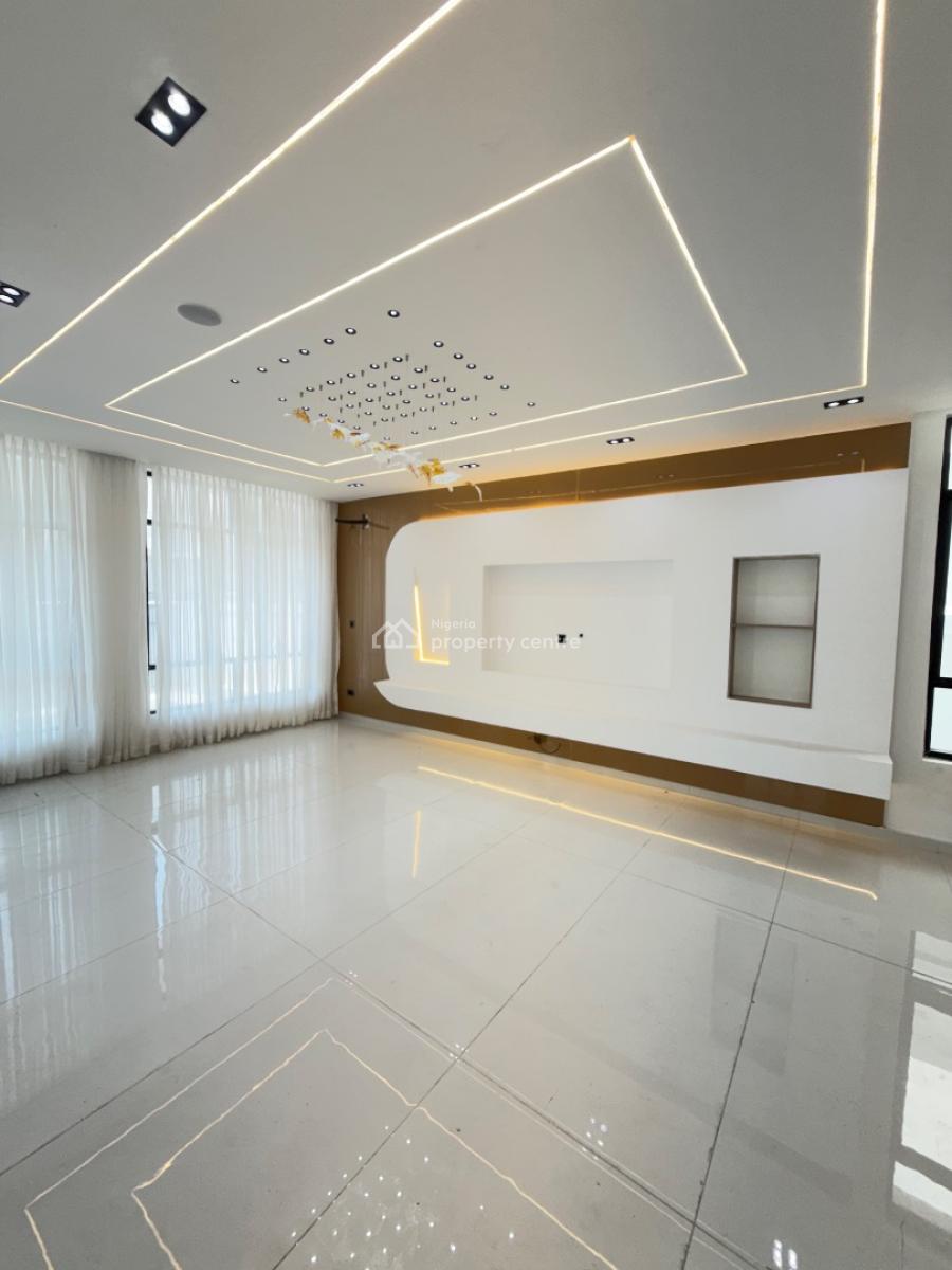 Spacious 5 Bedroom Fully Detached House with Bq, Chevron, Lekki, Lagos, Detached Duplex for Sale
