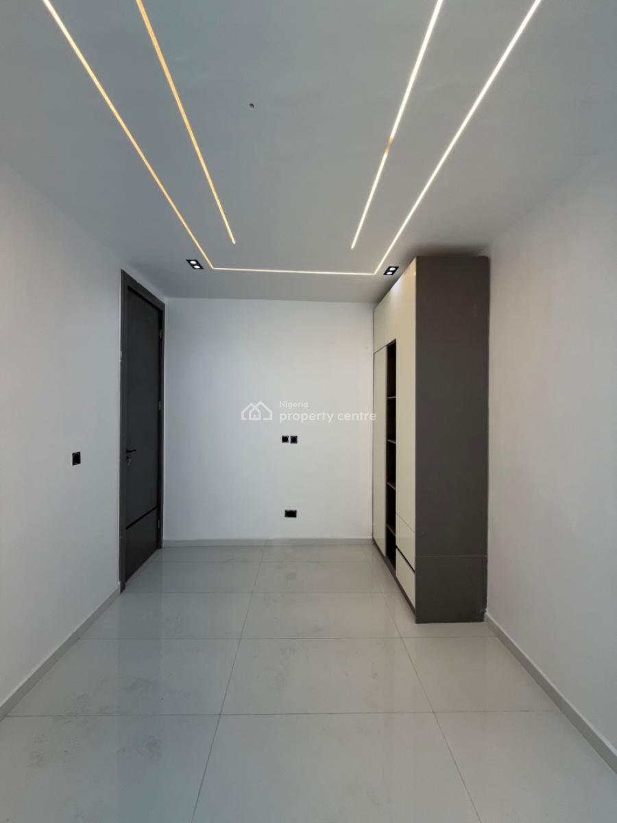 Spacious 5 Bedroom Fully Detached House with Bq, Chevron, Lekki, Lagos, Detached Duplex for Sale