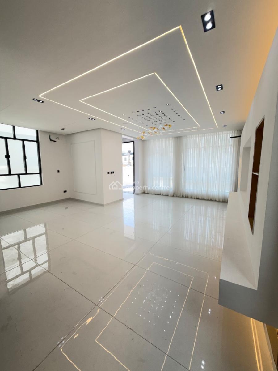 Spacious 5 Bedroom Fully Detached House with Bq, Chevron, Lekki, Lagos, Detached Duplex for Sale