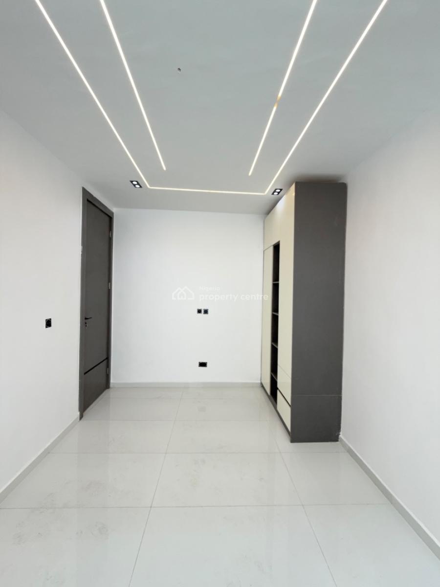 Spacious 5 Bedroom Fully Detached House with Bq, Chevron, Lekki, Lagos, Detached Duplex for Sale