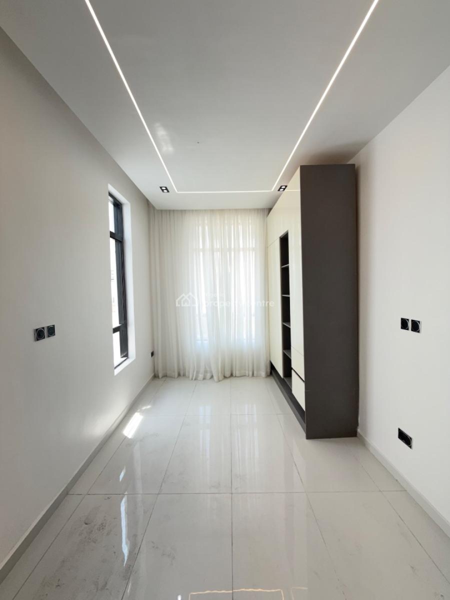 Spacious 5 Bedroom Fully Detached House with Bq, Chevron, Lekki, Lagos, Detached Duplex for Sale