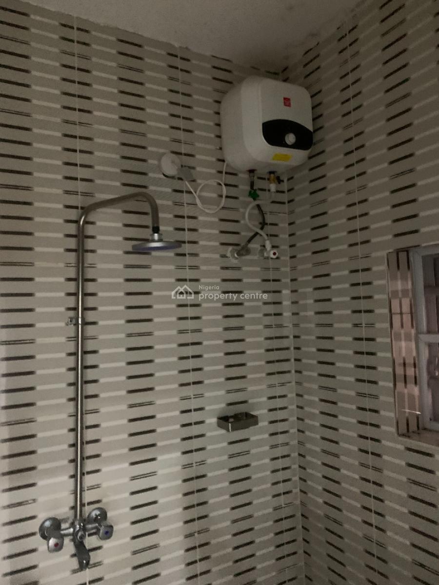 Luxury Mini Flat with Pop Finishing & Guest Toilet, Sunview Estate, Sangotedo, Ajah, Lagos, Mini Flat (room and Parlour) for Rent