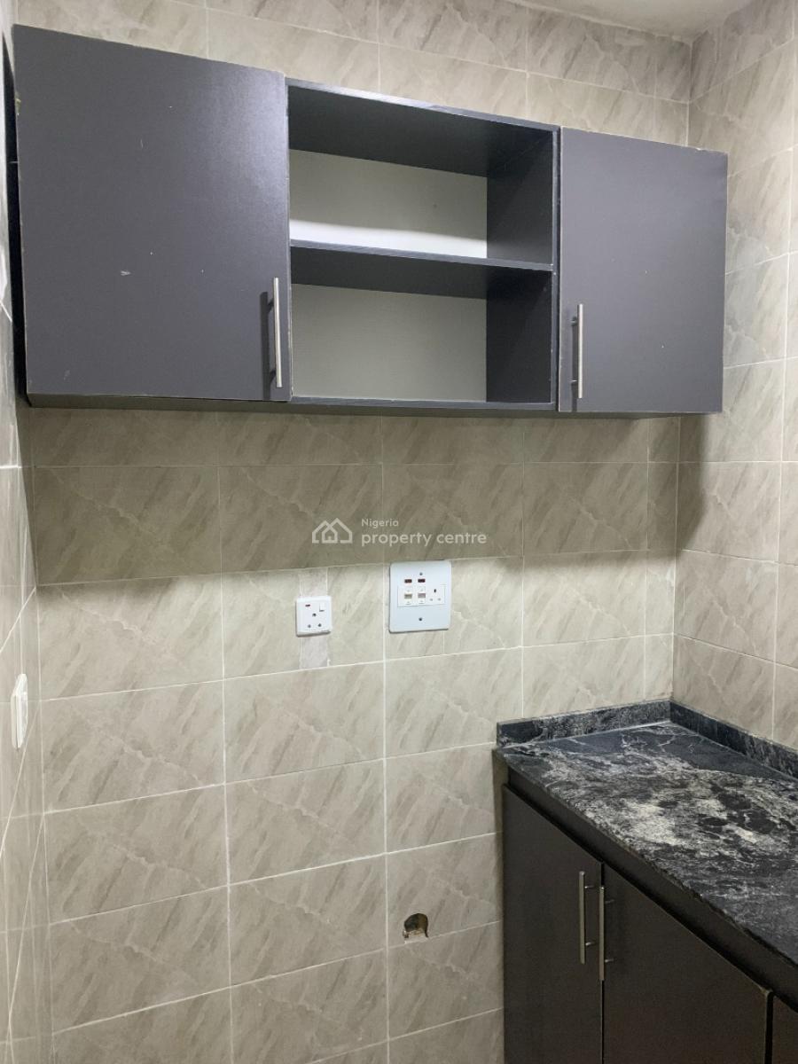 Luxury Mini Flat with Pop Finishing & Guest Toilet, Sunview Estate, Sangotedo, Ajah, Lagos, Mini Flat (room and Parlour) for Rent