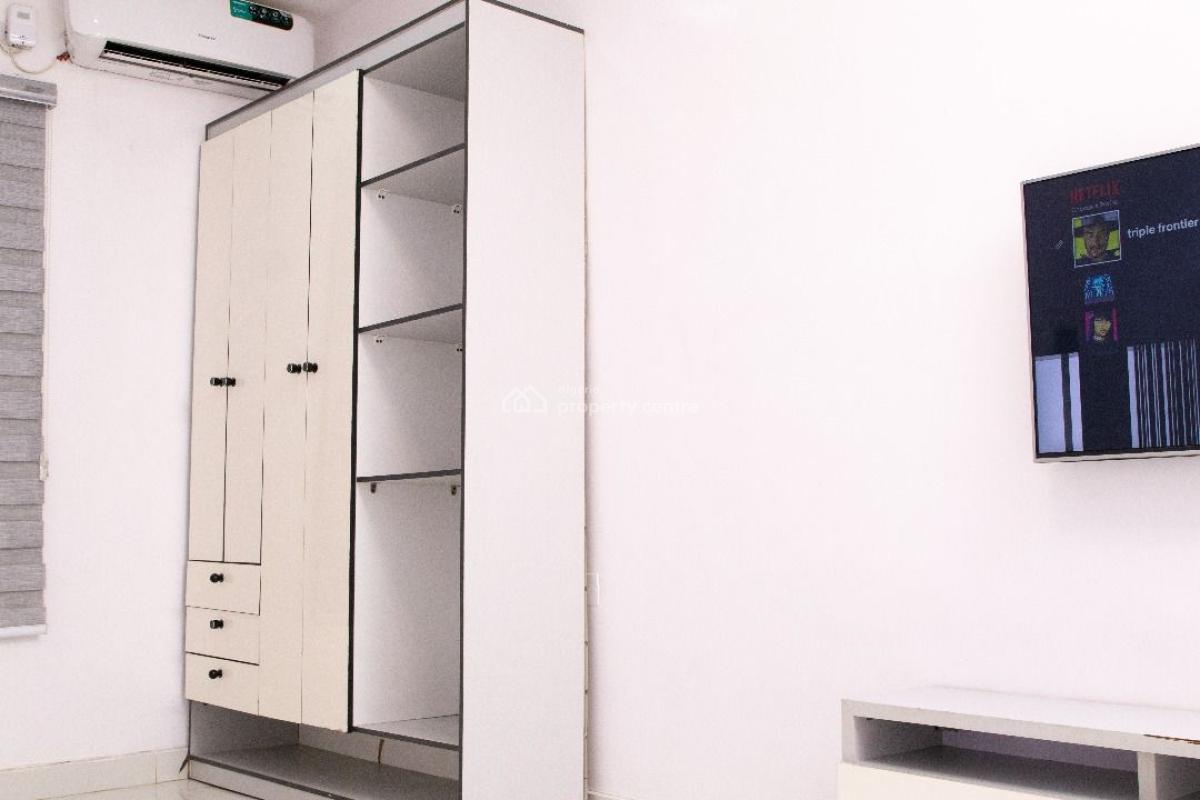 Luxury 2 Bedroom Apartment with Modern Features, Opebi, Ikeja, Lagos, Flat / Apartment Short Let