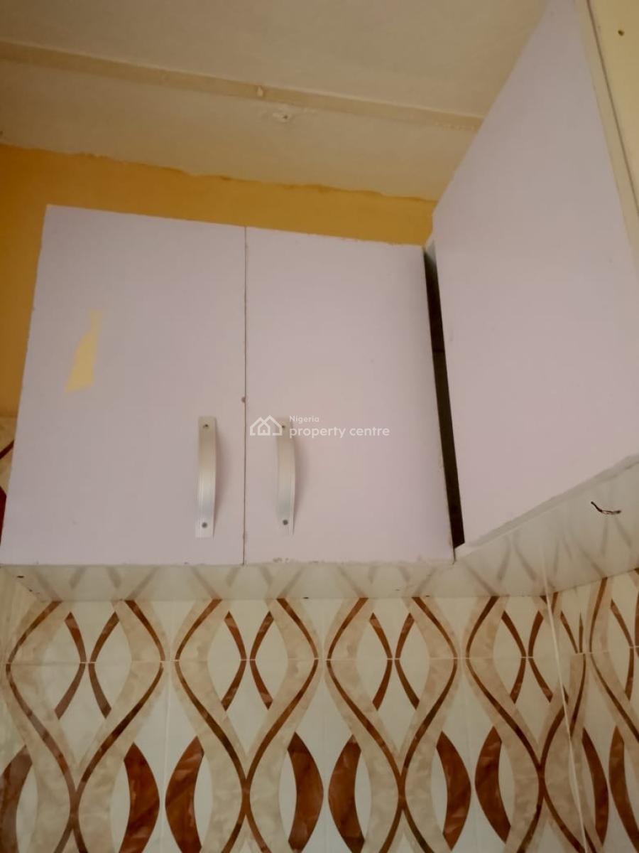 a Clean Room and Parlor, Lucky Fiber Road, Ikorodu, Lagos, Flat / Apartment for Rent