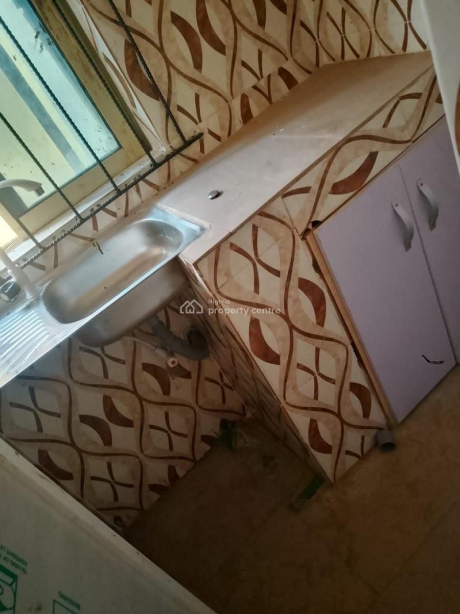 a Clean Room and Parlor, Lucky Fiber Road, Ikorodu, Lagos, Flat / Apartment for Rent