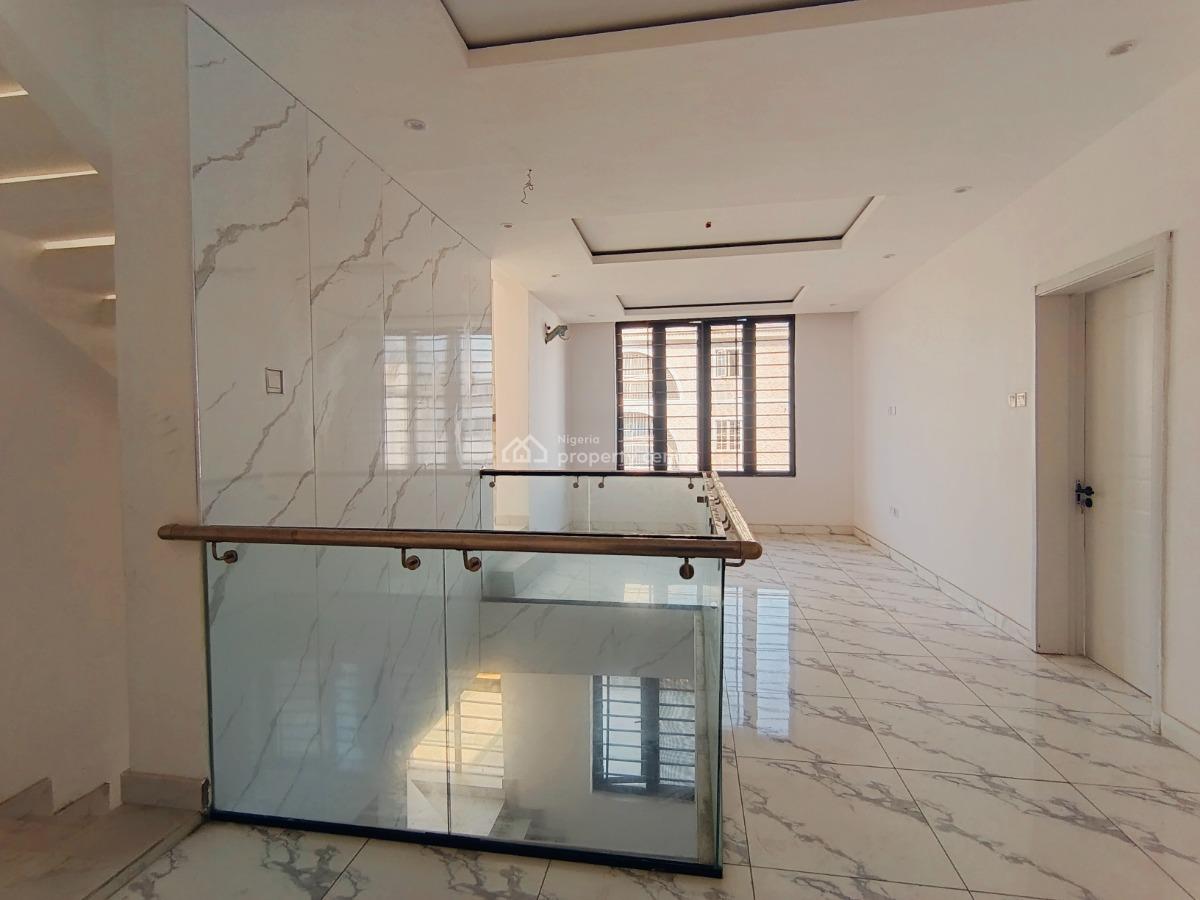 4 Bedroom Duplex, Ologolo, Lekki, Lagos, Semi-detached Duplex for Sale