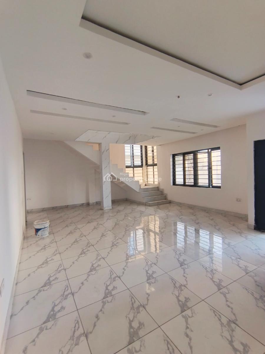 4 Bedroom Duplex, Ologolo, Lekki, Lagos, Semi-detached Duplex for Sale