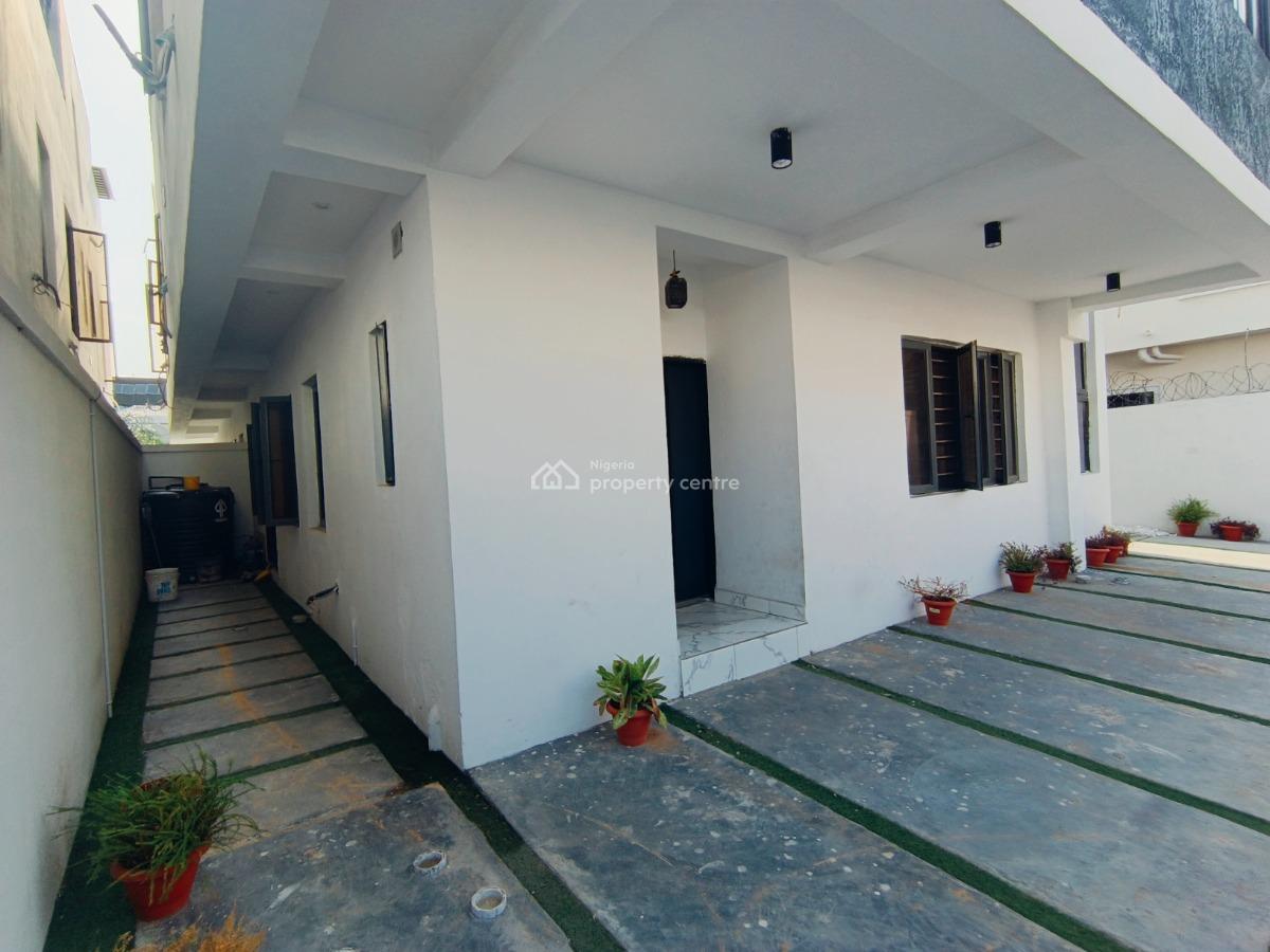 4 Bedroom Duplex, Ologolo, Lekki, Lagos, Semi-detached Duplex for Sale
