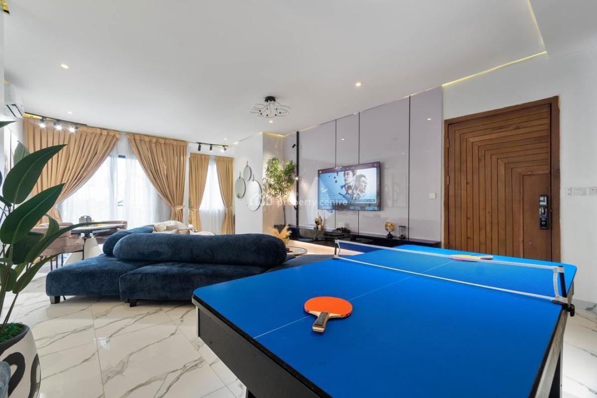 Luxury 2 Bedroom Apartment with Housekeeping and Elevator, Massive Balcony, Ps4 and Snooker, Victoria Island (vi), Lagos, Flat / Apartment Short Let