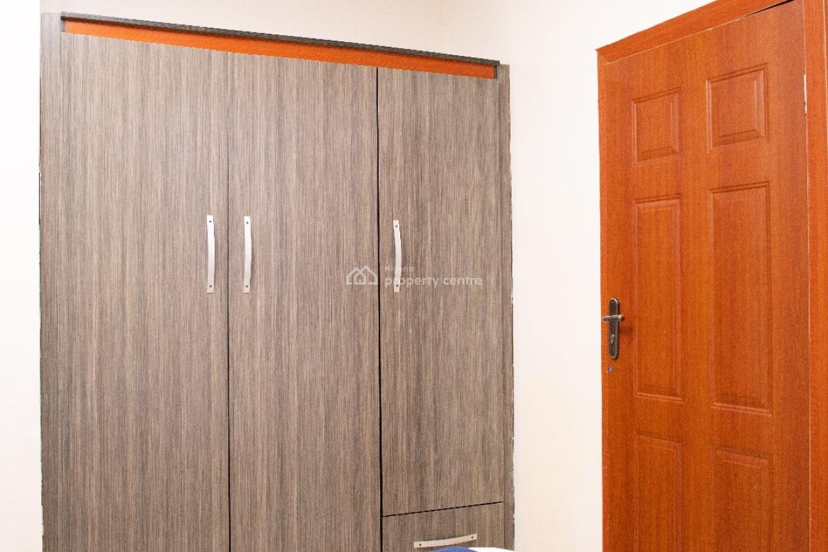Luxury 2 Bedroom with Modern Features Available From Today, Oladipo Bataye, Ikeja Gra, Ikeja, Lagos, Flat / Apartment Short Let