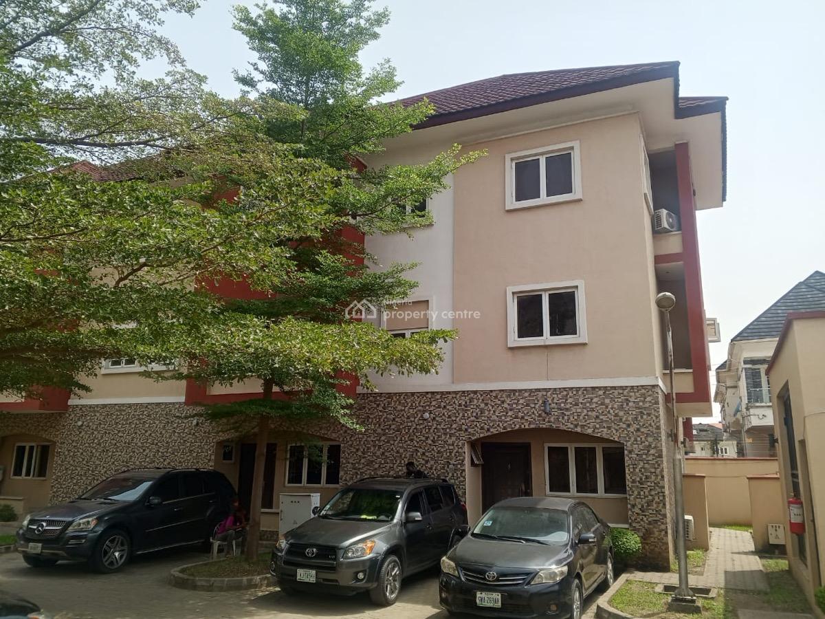 Very Clean 3 Bedroom Terrace Duplex, Access Control Estate, Osapa, Lekki, Lagos, Terraced Duplex for Rent