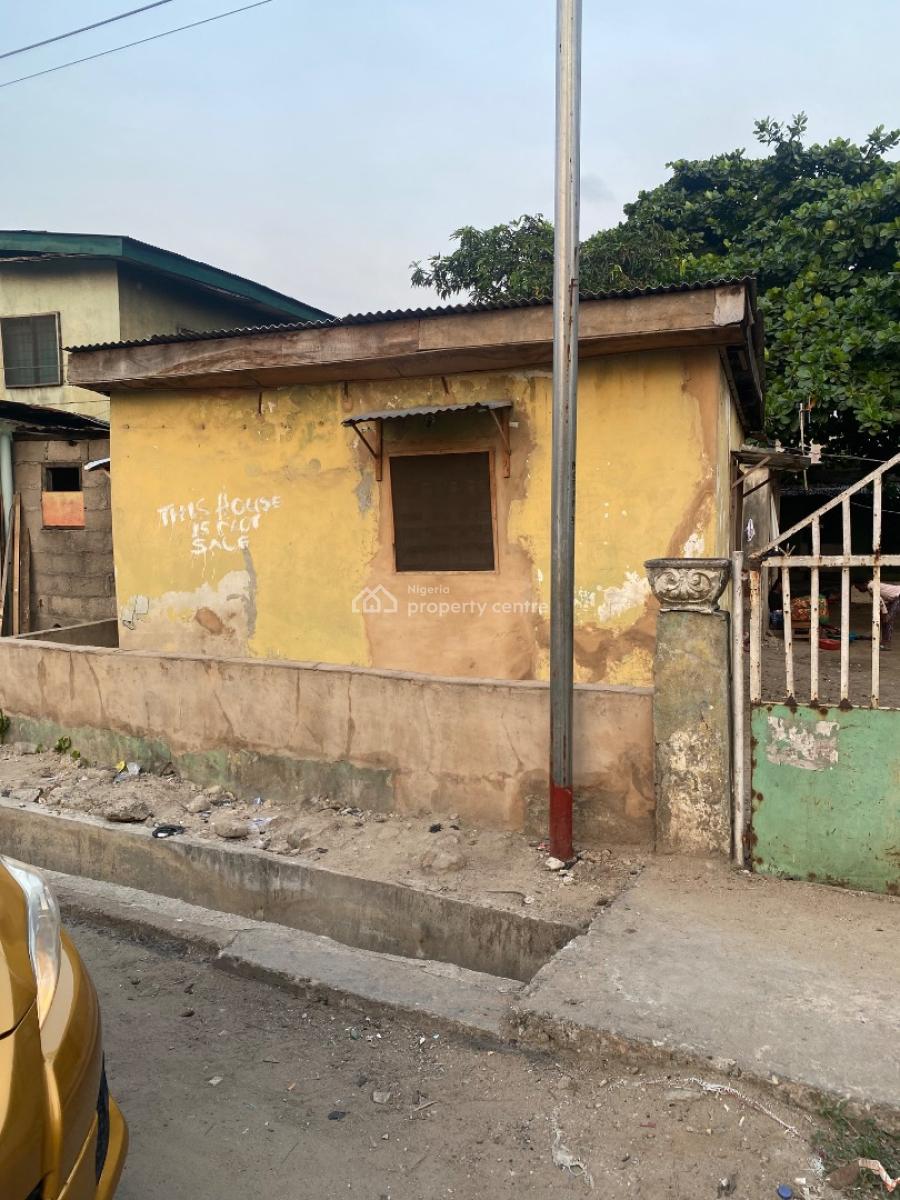 Half Plot of Land on a Tarred Street, P Airways, Off Adeshina Road, Ijesha, Surulere, Lagos, Mixed-use Land for Sale