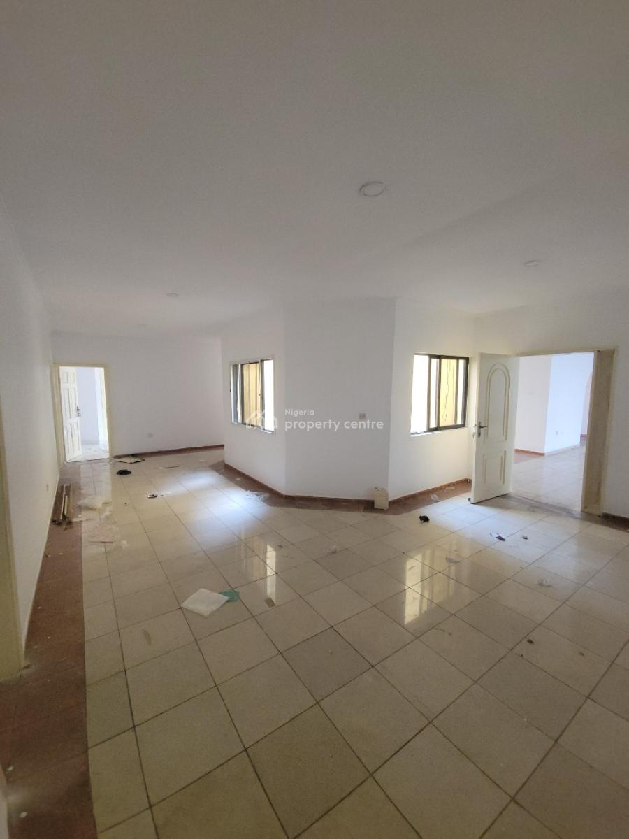 Spacious 4 Bedroom Penthouse, Lekki Phase 1, Lekki, Lagos, Flat / Apartment for Rent