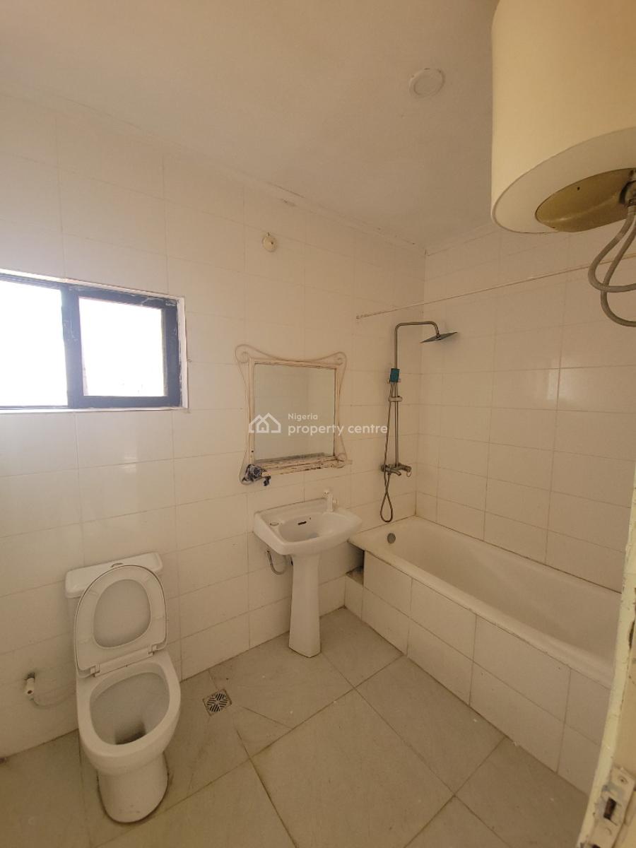 Spacious 4 Bedroom Penthouse, Lekki Phase 1, Lekki, Lagos, Flat / Apartment for Rent