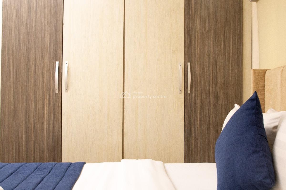 Executive 2 Bedroom Apartment with Exclusive Amenities, Oladipo Bataye, Ikeja Gra, Ikeja, Lagos, Flat / Apartment Short Let