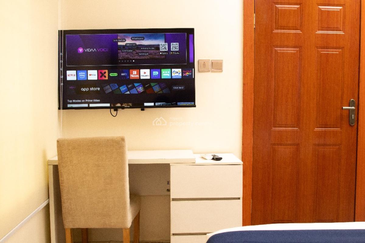 Executive 2 Bedroom Apartment with Exclusive Amenities, Oladipo Bataye, Ikeja Gra, Ikeja, Lagos, Flat / Apartment Short Let