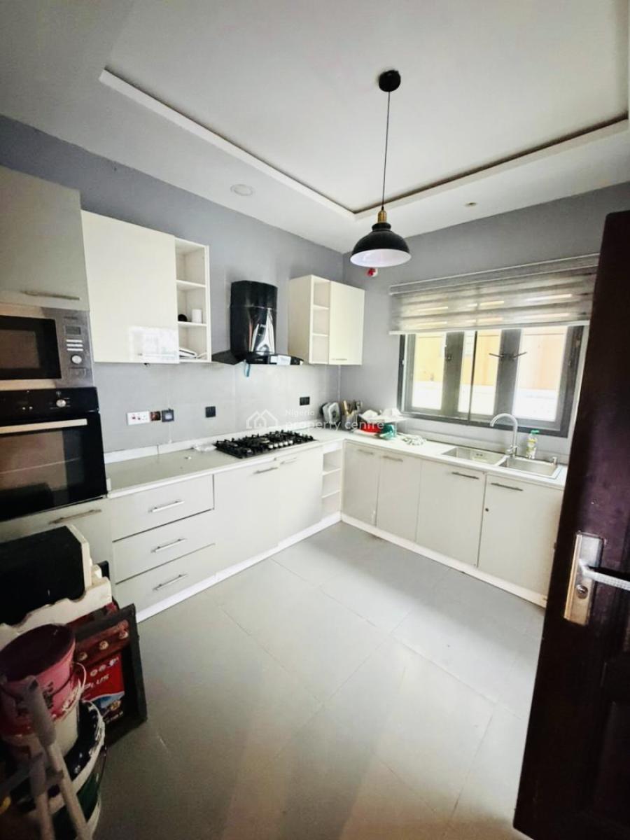 Beautiful 2 Bedroom Luxury Apartment, Ologolo, Lekki, Lagos, Flat / Apartment for Rent