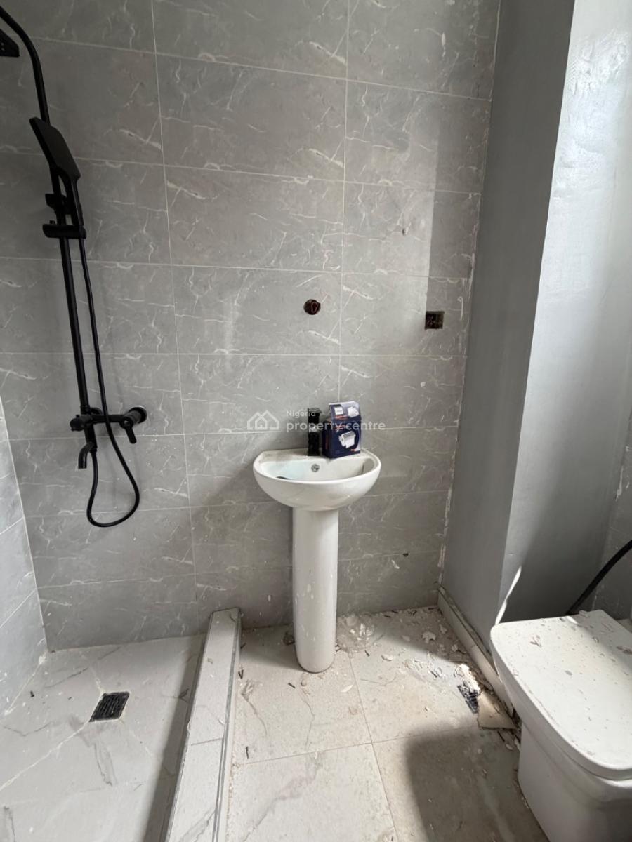 Newly Built 2 Bedroom Flat, Ikate, Lekki, Lagos, Block of Flats for Sale